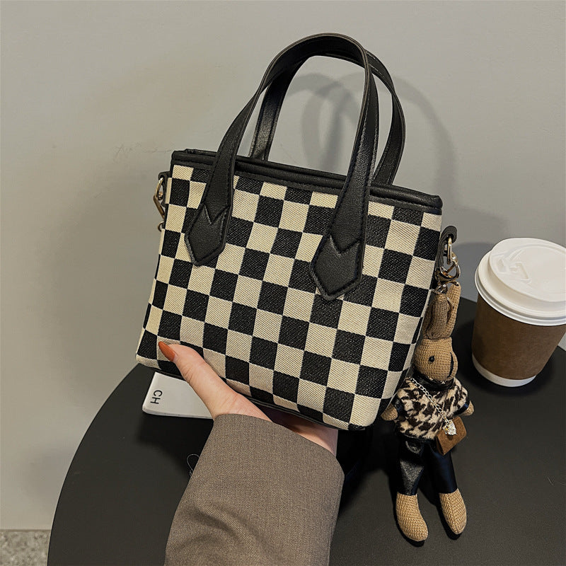 Houndstooth Shoulder Bag